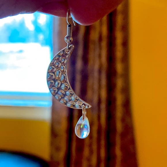 COPY SALE!!- Handmade Moon and mermaid glass drop earrings - Picture 3 of 3